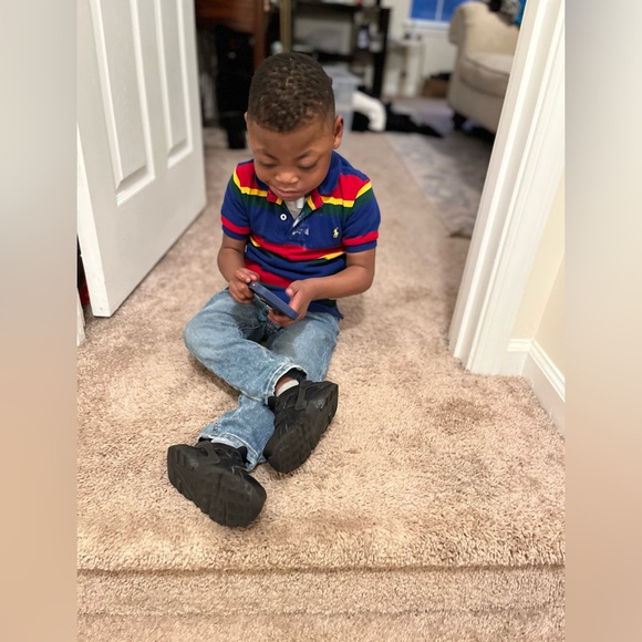 Meet Your Preemie Posher - Picture 4 of 5